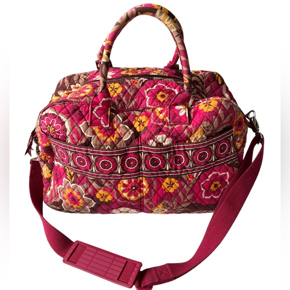 Vera Bradley Handbags - Small Vera Bradley duffel bag